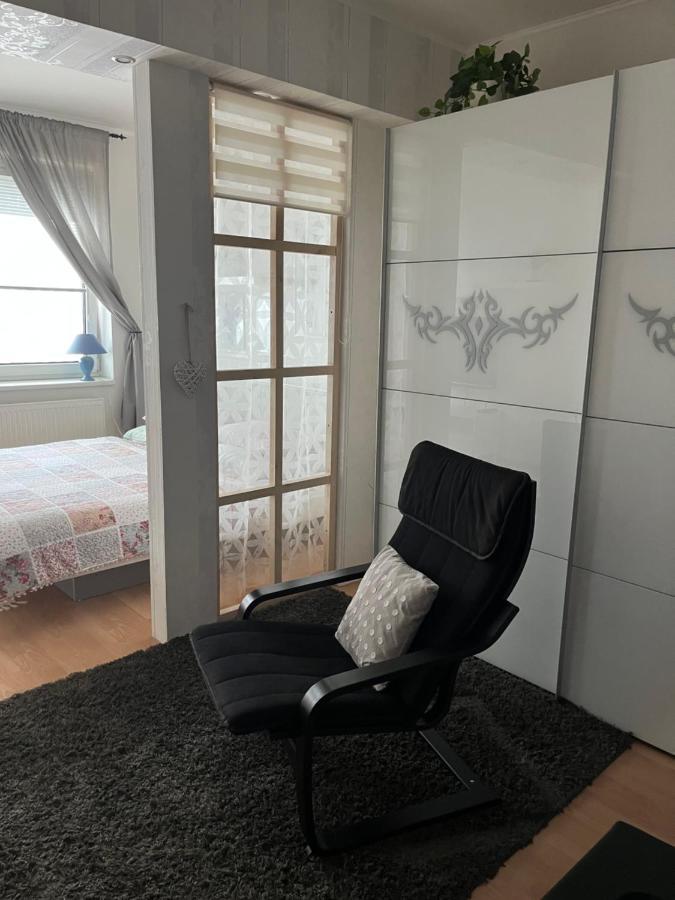 Terrace Apartment S 1 Spalnou Sofia-Parking & Wifi Bratislava Buitenkant foto
